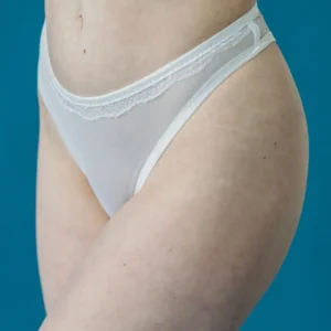 Erotické svatební kalhotky “Crotchlessky” Veneris hladký tyl bílý